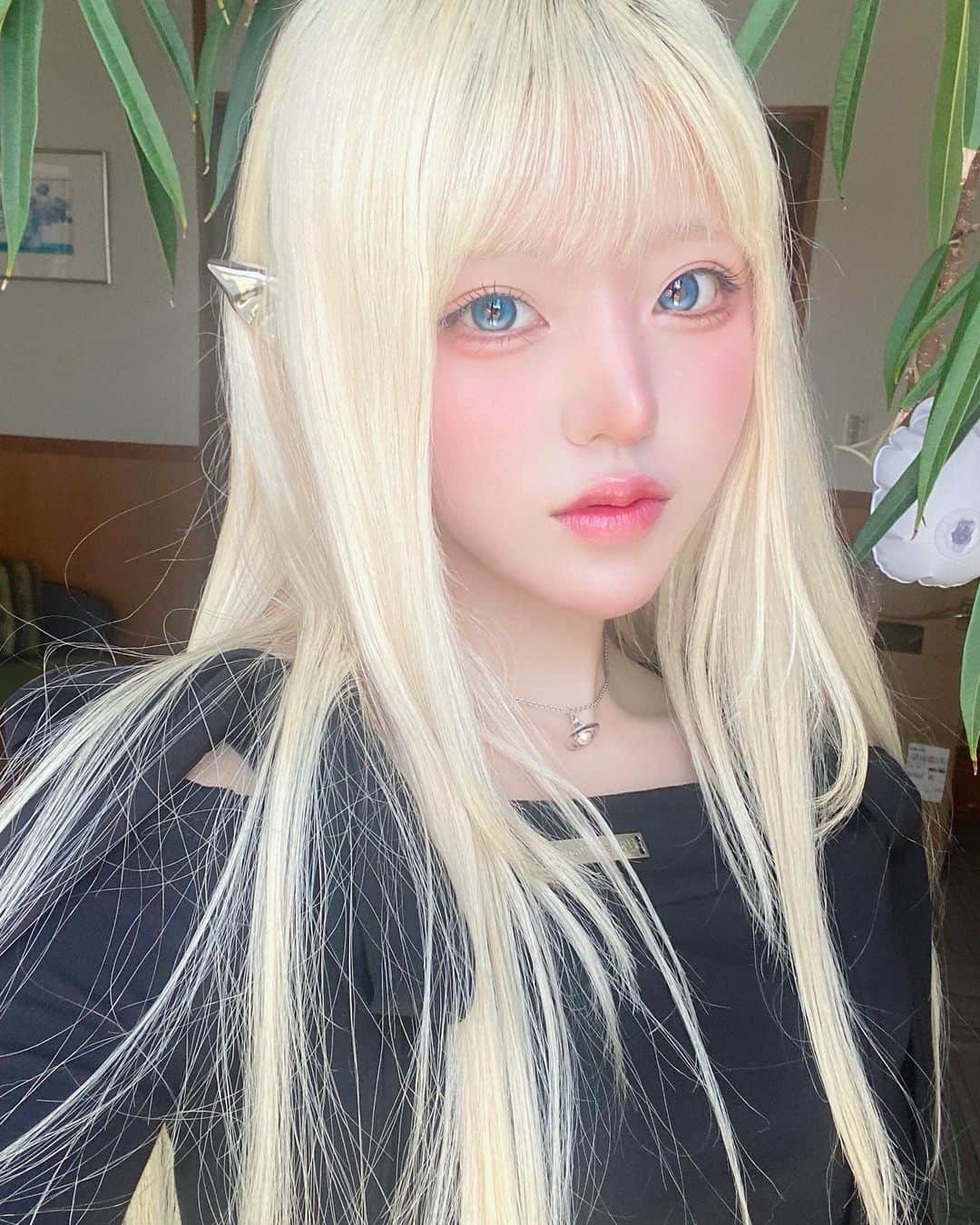 のインスタグラム：「🤍🤍🌿」