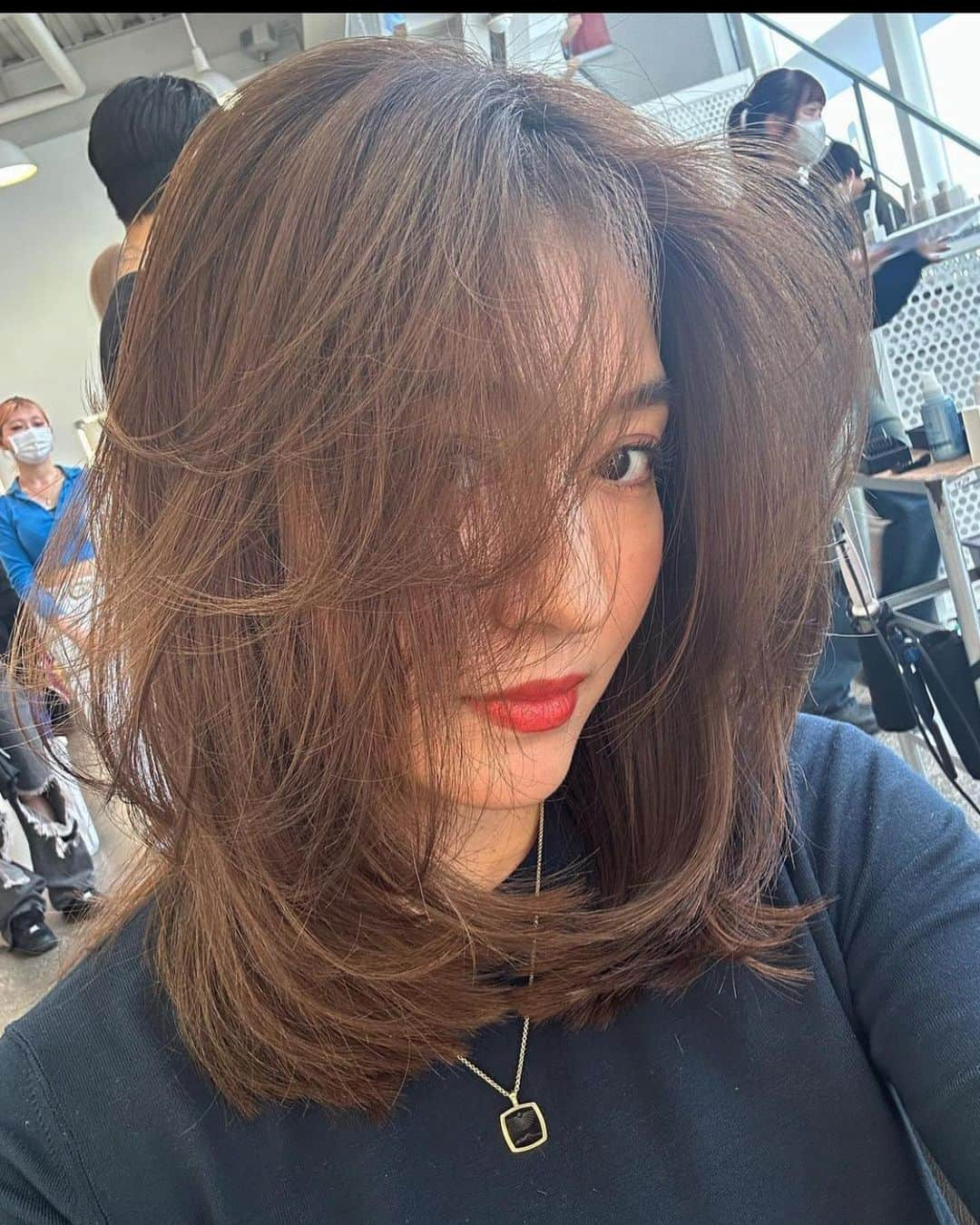 神能裕貴さんのインスタグラム写真 - (神能裕貴Instagram)「大人気の有末ヘアー🦋 Newヘアーは重ためなベースに、レイヤーをたっぷり入れたS/Sレイヤードスタイル！ カットはバランスが大切.  #butterflyhair #butterflyhairclips  #butterflycut #layeredcut」5月5日 20時40分 - kannohair