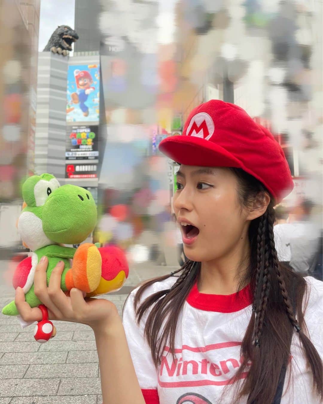恒松祐里さんのインスタグラム写真 - (恒松祐里Instagram)「🍄🐢🦖♻️🔧 #TheSuperMariobrosMovie is amazing❤️  マリオをスクリーンで見れた事に感動🥹 小ネタ盛り沢山でめちゃ楽しかったなぁ🍄 ゲーム好きにしてくれた両親に感謝🌠  #miyurins #MARIO #恒私服🍄」5月5日 21時05分 - yuri_tune