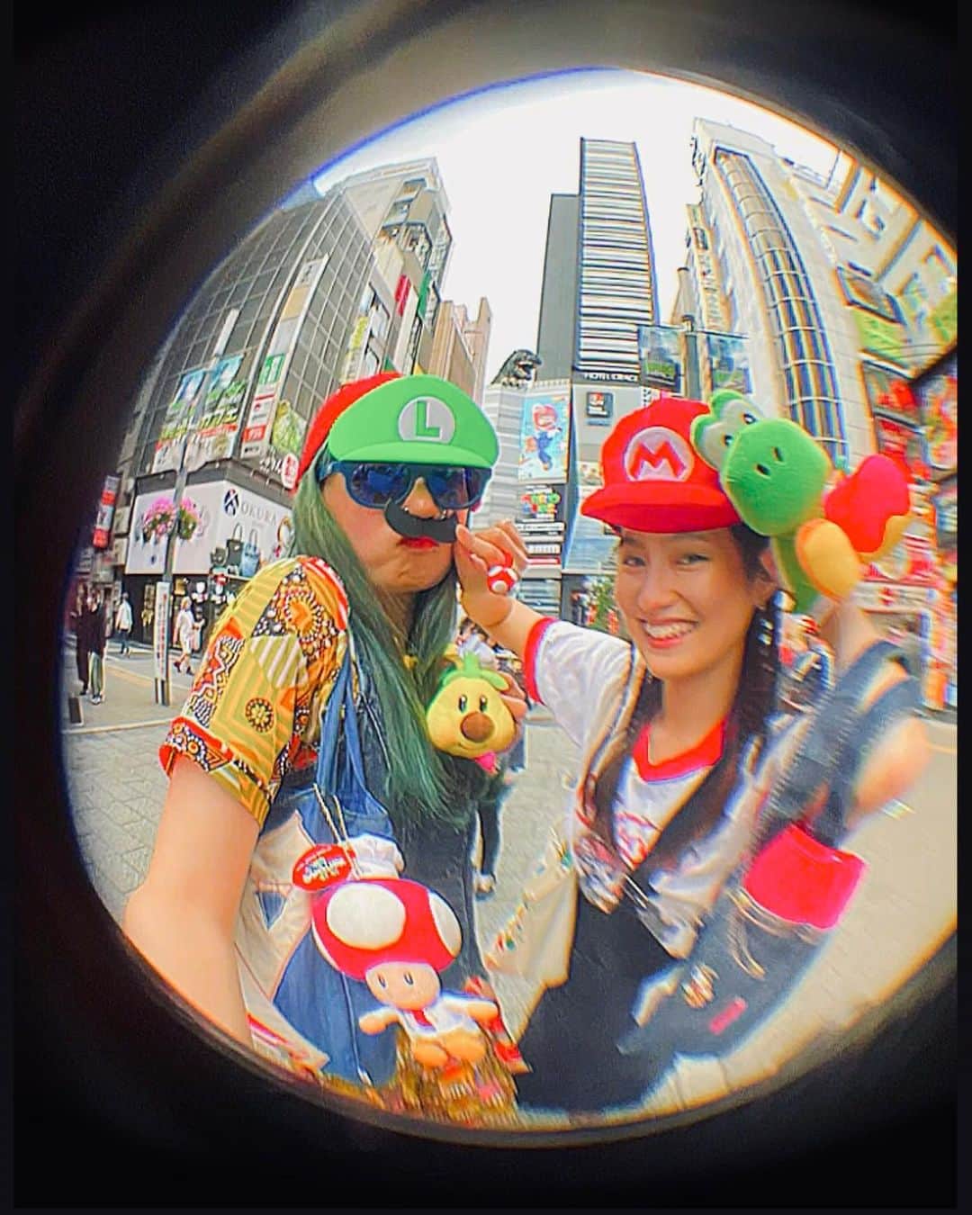 恒松祐里さんのインスタグラム写真 - (恒松祐里Instagram)「🍄🐢🦖♻️🔧 #TheSuperMariobrosMovie is amazing❤️  マリオをスクリーンで見れた事に感動🥹 小ネタ盛り沢山でめちゃ楽しかったなぁ🍄 ゲーム好きにしてくれた両親に感謝🌠  #miyurins #MARIO #恒私服🍄」5月5日 21時05分 - yuri_tune