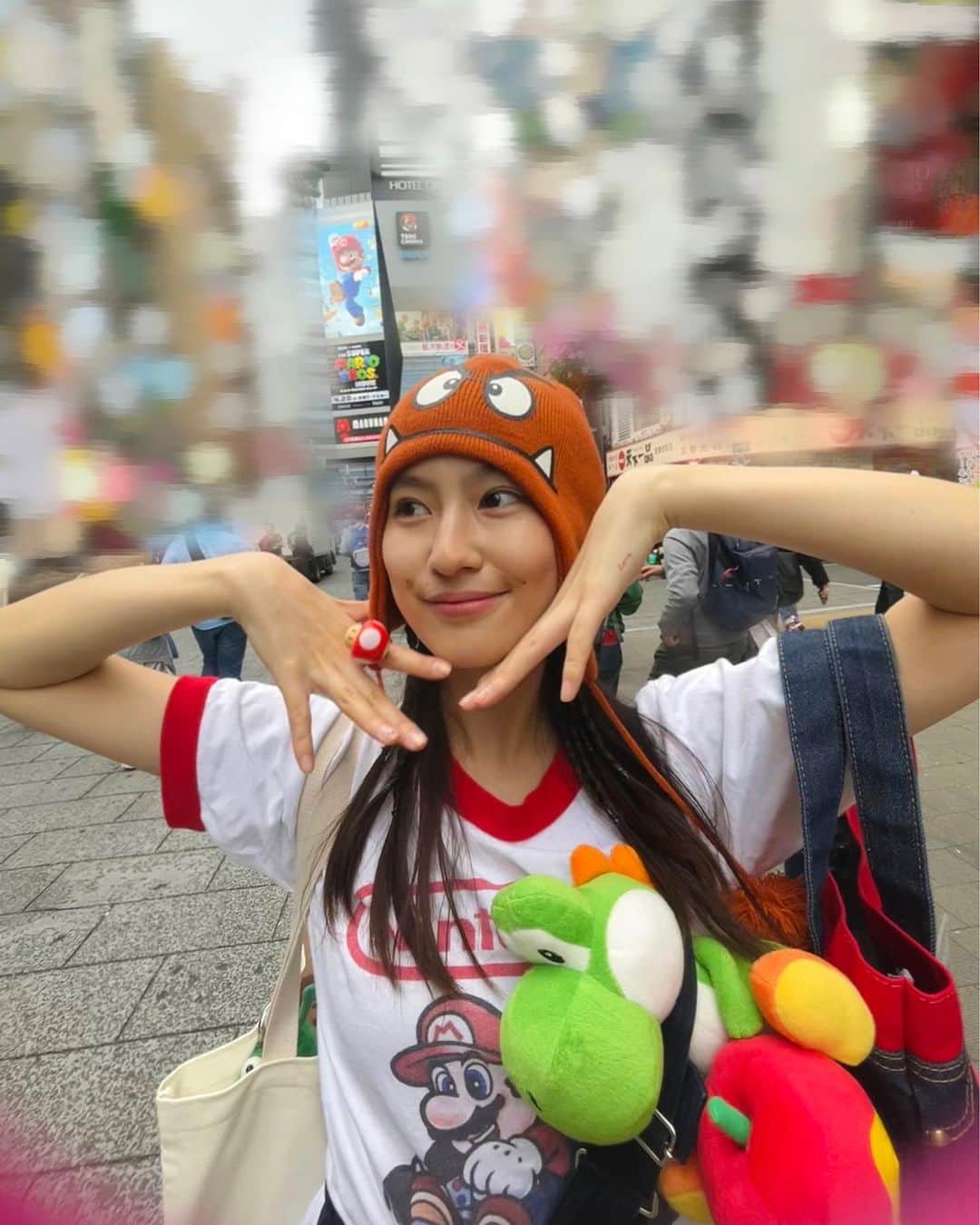 恒松祐里さんのインスタグラム写真 - (恒松祐里Instagram)「🍄🐢🦖♻️🔧 #TheSuperMariobrosMovie is amazing❤️  マリオをスクリーンで見れた事に感動🥹 小ネタ盛り沢山でめちゃ楽しかったなぁ🍄 ゲーム好きにしてくれた両親に感謝🌠  #miyurins #MARIO #恒私服🍄」5月5日 21時05分 - yuri_tune