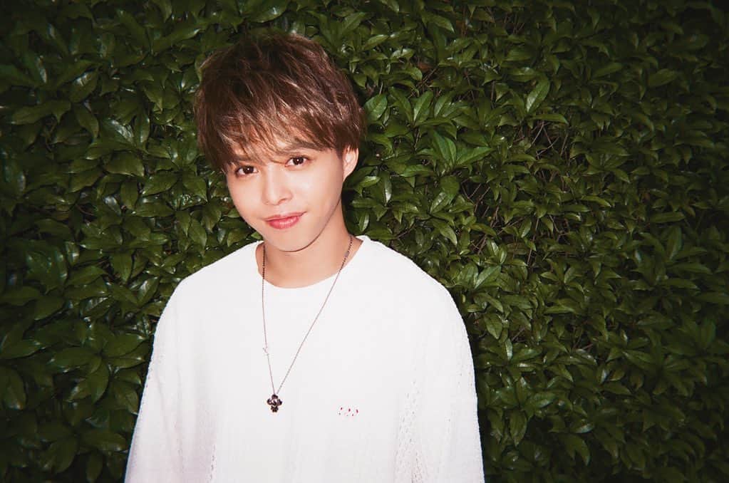 のインスタグラム：「🎁5/8（月）21:54~🎁 日本テレビ 「The Gift」に出演させて頂きます✨  今回は母の日SPということで！ 母へ日頃の感謝を込めて、プレゼントを贈りました💐 是非ご覧ください🙏  📺 @gift_ntv   #thegift  #armani  #supreme  #fyp」