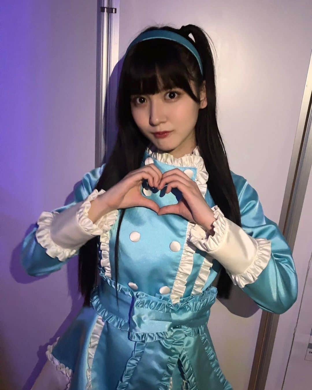 のインスタグラム：「てもでもの涙𓂃 ◌‬𓈒𓋪‪  ずっとやりたかった、大好きな曲❄️  #春のチームコンサート2023 #てもでもの涙 #アイドル #アイドル衣装 #ske48 #林美澪 #jc3 #14歳 #09」