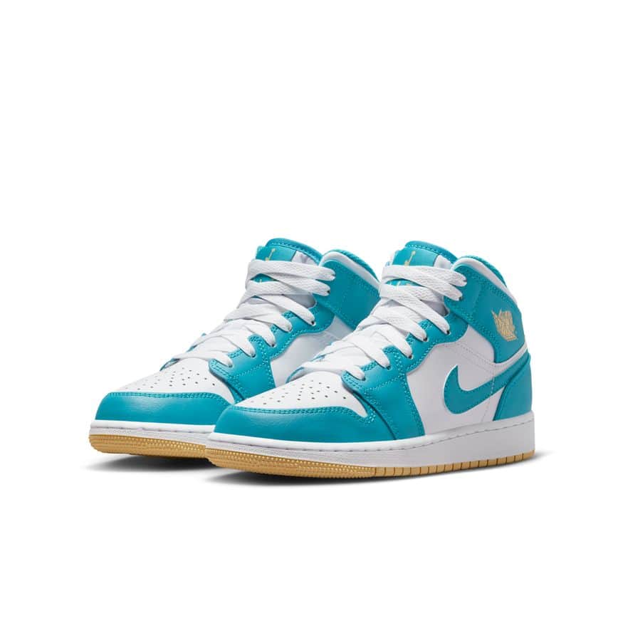 のインスタグラム：「・ 【5/6 Release】  JORDAN BRAND AIR JORDAN 1  MID(GS) DQ8423-400 ￥13,750  ＊お一人様1点までとさせて頂きます。 ＊お電話や店頭でのお取り置きなどは承れませんので予めご了承ください。  【オンライン販売】 5/8　ABC-MART GRAND STAGE ONLINE STORE  https://gs.abc-mart.net/calendar/?utm_source=FB&utm_medium=social&utm_campaign=DQ8423-400  #abcmart #abcマート #ABCGS #NIKE #ナイキ #nikejordan #jordan #aj1 #エアジョーダン #sneakers #sneakernews」