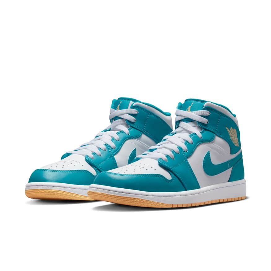 のインスタグラム：「・ 【5/6 Release】  JORDAN BRAND AIR JORDAN 1  MID DQ8426-400 ￥16,500  ＊お一人様1点までとさせて頂きます。 ＊お電話や店頭でのお取り置きなどは承れませんので予めご了承ください。  【オンライン販売】  5/8　ABC-MART GRAND STAGE ONLINE STORE  https://gs.abc-mart.net/calendar/?utm_source=FB&utm_medium=social&utm_campaign=DQ8426-400  #abcmart #abcマート #ABCGS #NIKE #ナイキ #nikejordan #jordan #aj1 #エアジョーダン #sneakers #sneakernews」