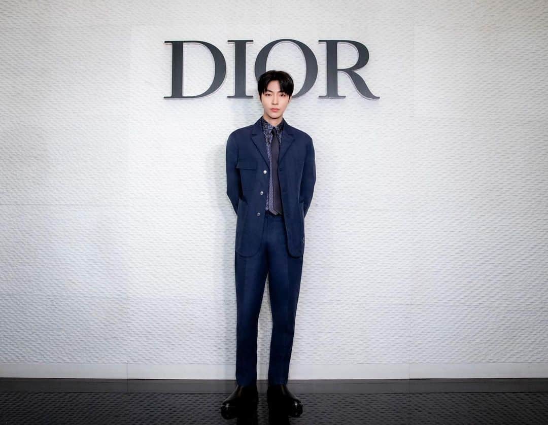 ファン・インヨプさんのインスタグラム写真 - (ファン・インヨプInstagram)「@Dior #Dior」5月5日 21時18分 - hi_high_hiy