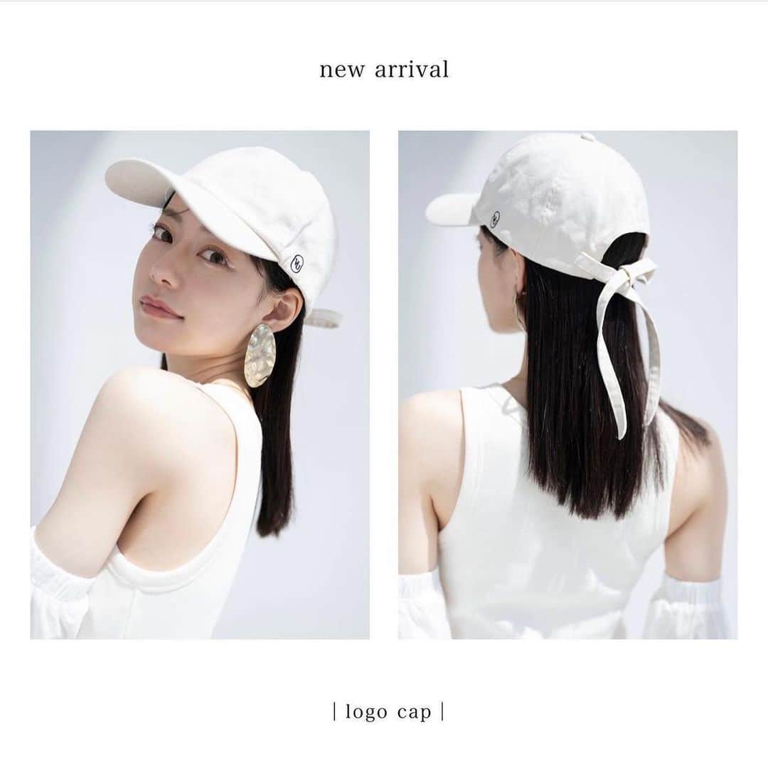 Vannie Officialのインスタグラム：「• VANNIE U 2023 summer COLLECTION • feat.NAGOMI ⁡ オーバルロゴキャップ ivory │ black │ ¥2,970 tax in ⁡ … Design …  ・人気のオーバルロゴが刺繡されたキャップ ・バックリボンデザイン ・アイボリー×モカベージュ刺繡は微配色でコーデのワンアクセントに ・ブラック×ライトベージュ刺繡はシックな印象に ・被りやすいベーシック形 ・しなやかで柔らかい生地 ⠀ @__nagomi32__  ⁡ #vannie_u#ヴァニーユー #zozoでしか買えない」