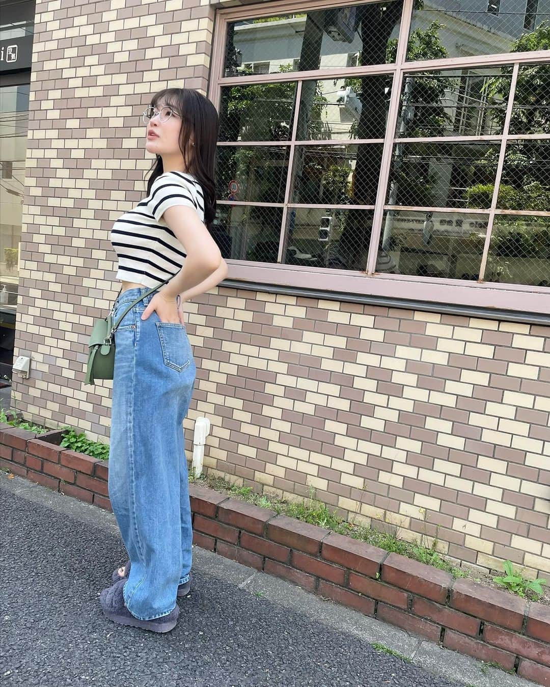 悠木ゆうかのインスタグラム：「なんかさっきの４枚目まっくろだったのであげなおし🥺🖤  いいお天気でおさんぽびよりだったね🌱 GW楽しんでる？☀️  #zara」
