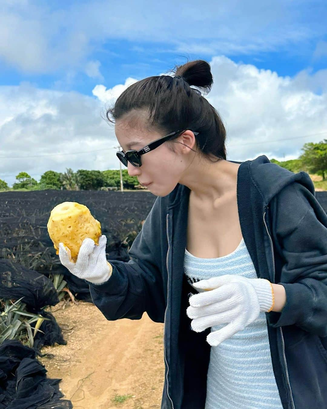 小倉優香さんのインスタグラム写真 - (小倉優香Instagram)「🍍🍍🧡  #パイナップル #夏 #小倉ゆうか」5月5日 21時32分 - ogurayuka_official