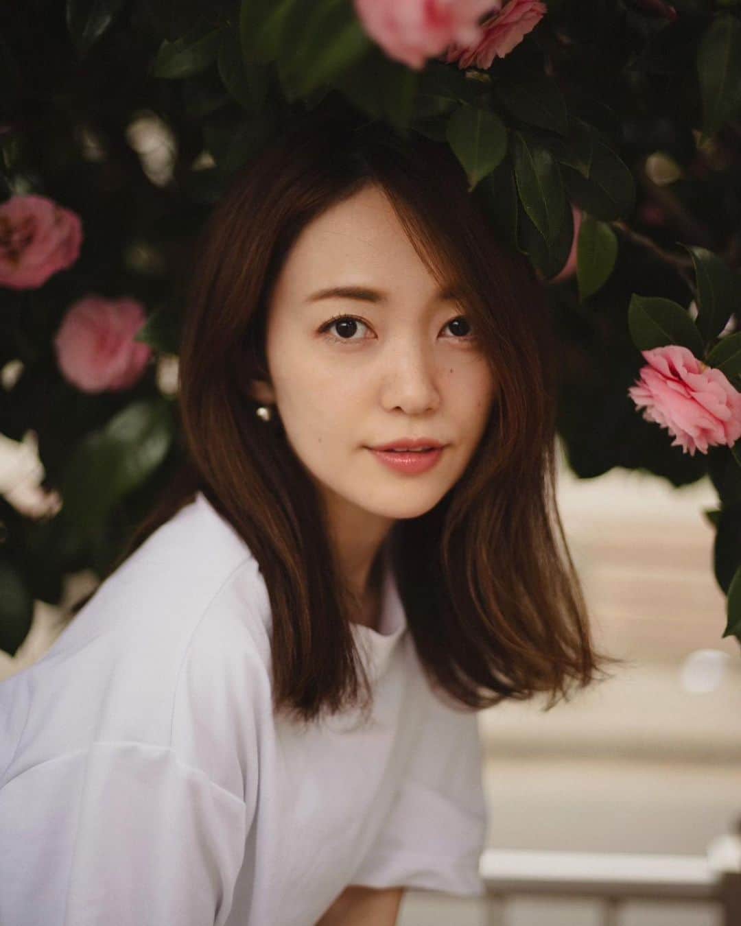 小林美季のインスタグラム：「5/5 今年も誕生日を迎えることができました*  🎂🎏  この1年は本当にあっという間で 想像していたよりもっともっと 楽しくて幸せなことを感じられて＿  人生の次のステージへ繋がる 大切な日々だったように思います*  だからまた1つ歳を重ねた私は ステップアップする！ マイペースでも着実に。  いつも応援してくれてありがとう* 心から感謝しています*  そして 産んでくれた母に 育ててくれた家族みんなに ありがとう*  ＿この1年も 大切な人たちとたくさん笑って過ごします 忙しく充実した毎日にします♡  みなみなさまこれからもよろしくね。」