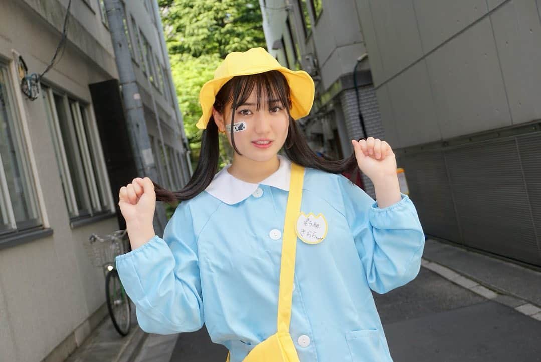 滝口きららのインスタグラム：「泥団子作るのめちゃうまいです  #ようちえん #コスプレ #cosplay」