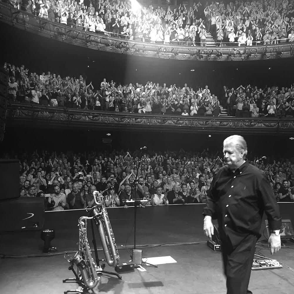 ブライアン・ウィルソンさんのインスタグラム写真 - (ブライアン・ウィルソンInstagram)「2016: Pet Sounds 50th Anniversary Tour. “I like doin’ the concerts, you know? I get standing ovations wherever I go – it’s a trip.”  #2016 #petsounds #itsatrip」5月5日 21時41分 - brianwilsonlive