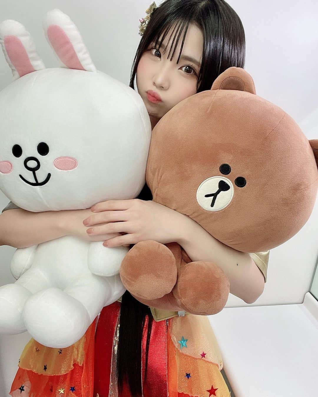 北川愛乃のインスタグラム：「かわいかったぁ🥰♡♡♡  #コニー #ブラウン #linefriends  #idol #ske48 #黒髪ロング」