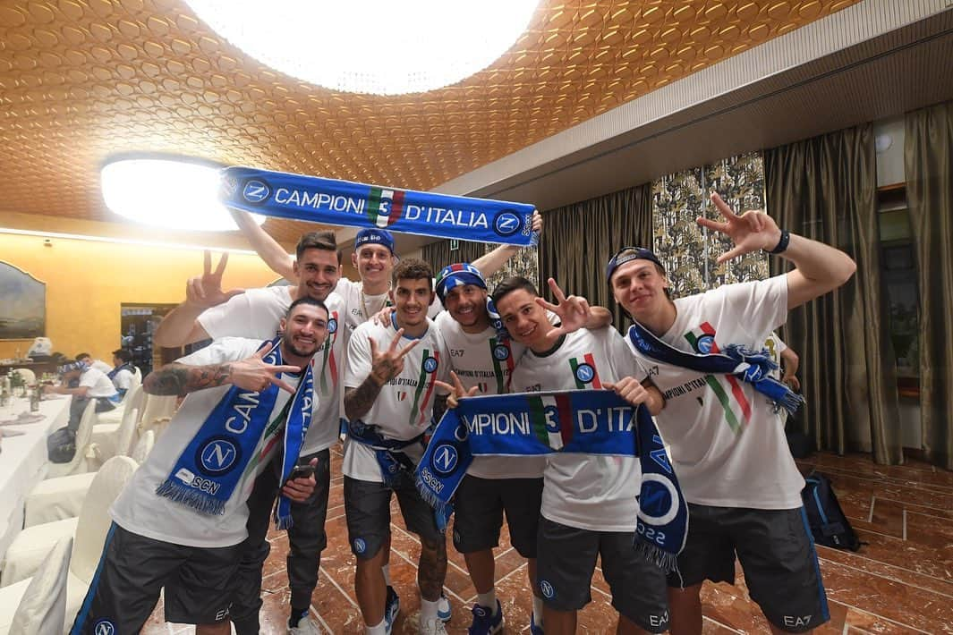 アレックス・メレットさんのインスタグラム写真 - (アレックス・メレットInstagram)「Buongiorno 💙🇮🇹🏆 #3」5月5日 21時45分 - alex_meret