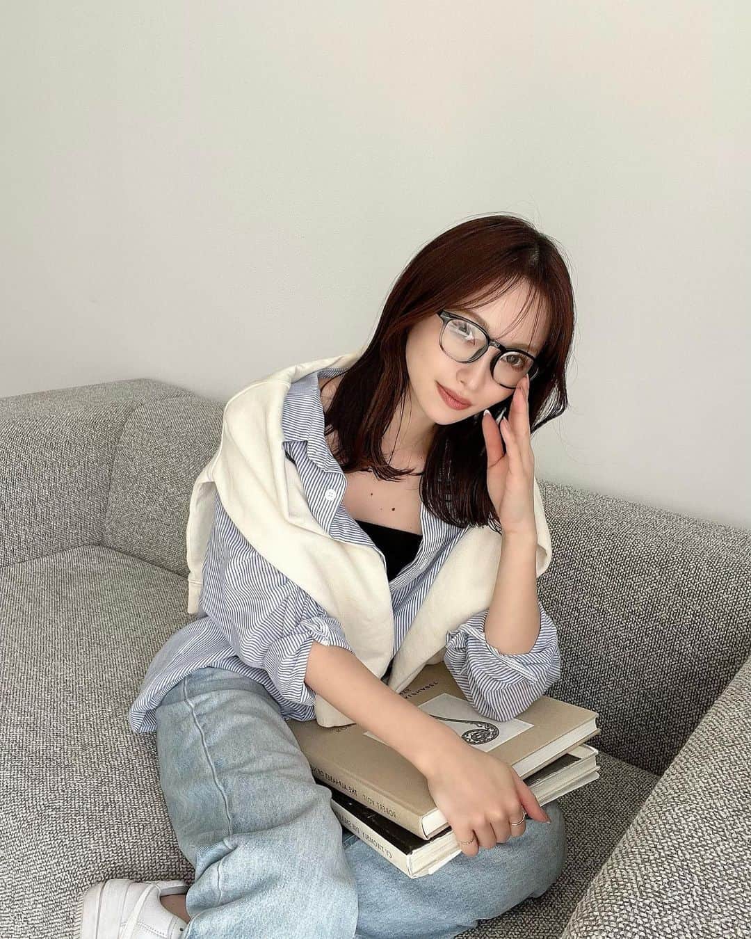 のインスタグラム：「. いつかの私服🤓👖👟 . #shein#zara」