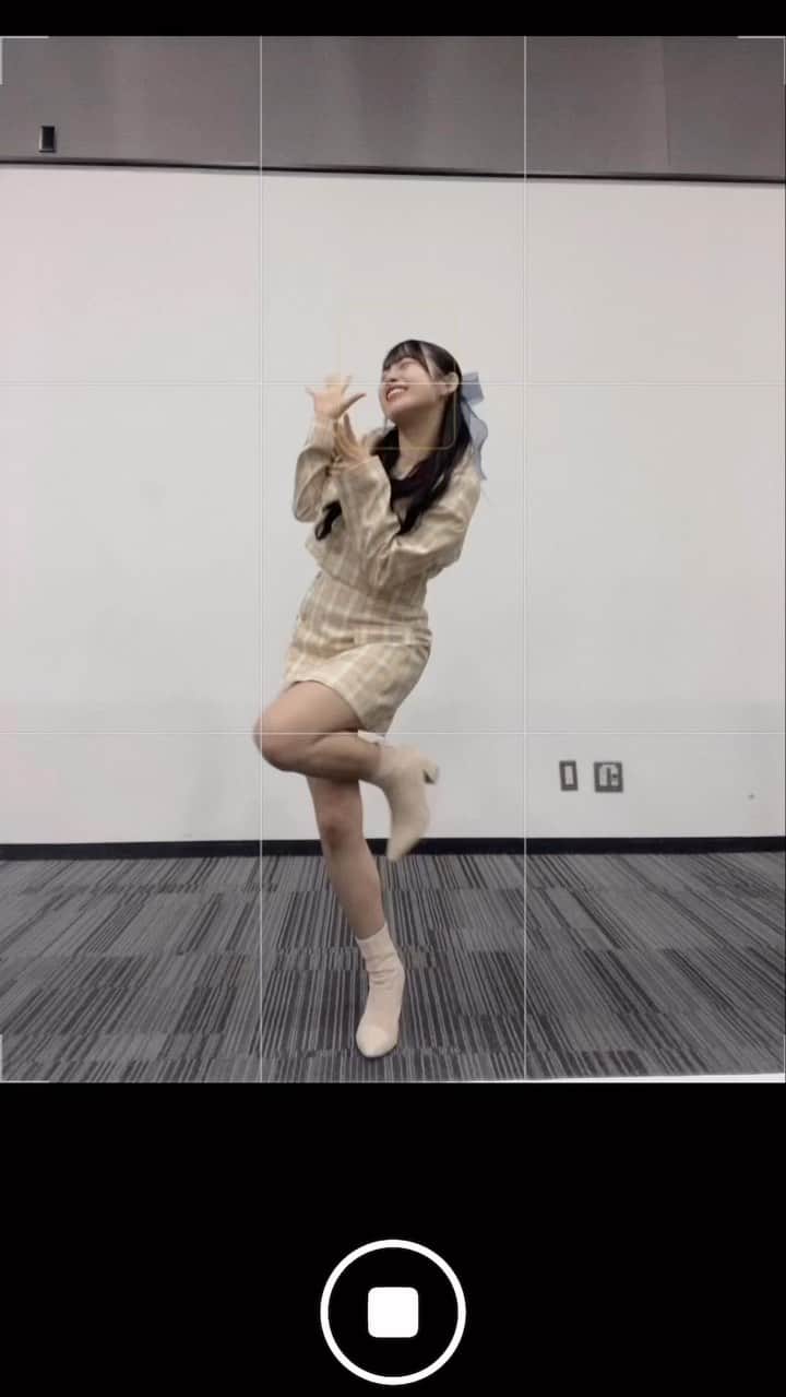 伊勢鈴蘭のインスタグラム：「自撮りの裏側」