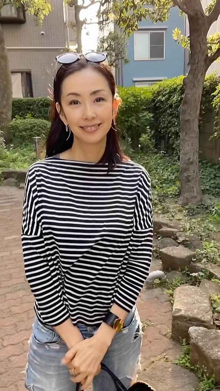 田村翔子のインスタグラム：「のんびりお散歩😊  #gw#お散歩#春コーデ#denimstyle #デニム#田村翔子#springoutfit #springfashion」