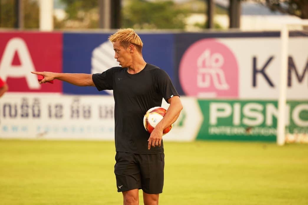本田圭佑のインスタグラム：「2 days to go. #seagames2023」