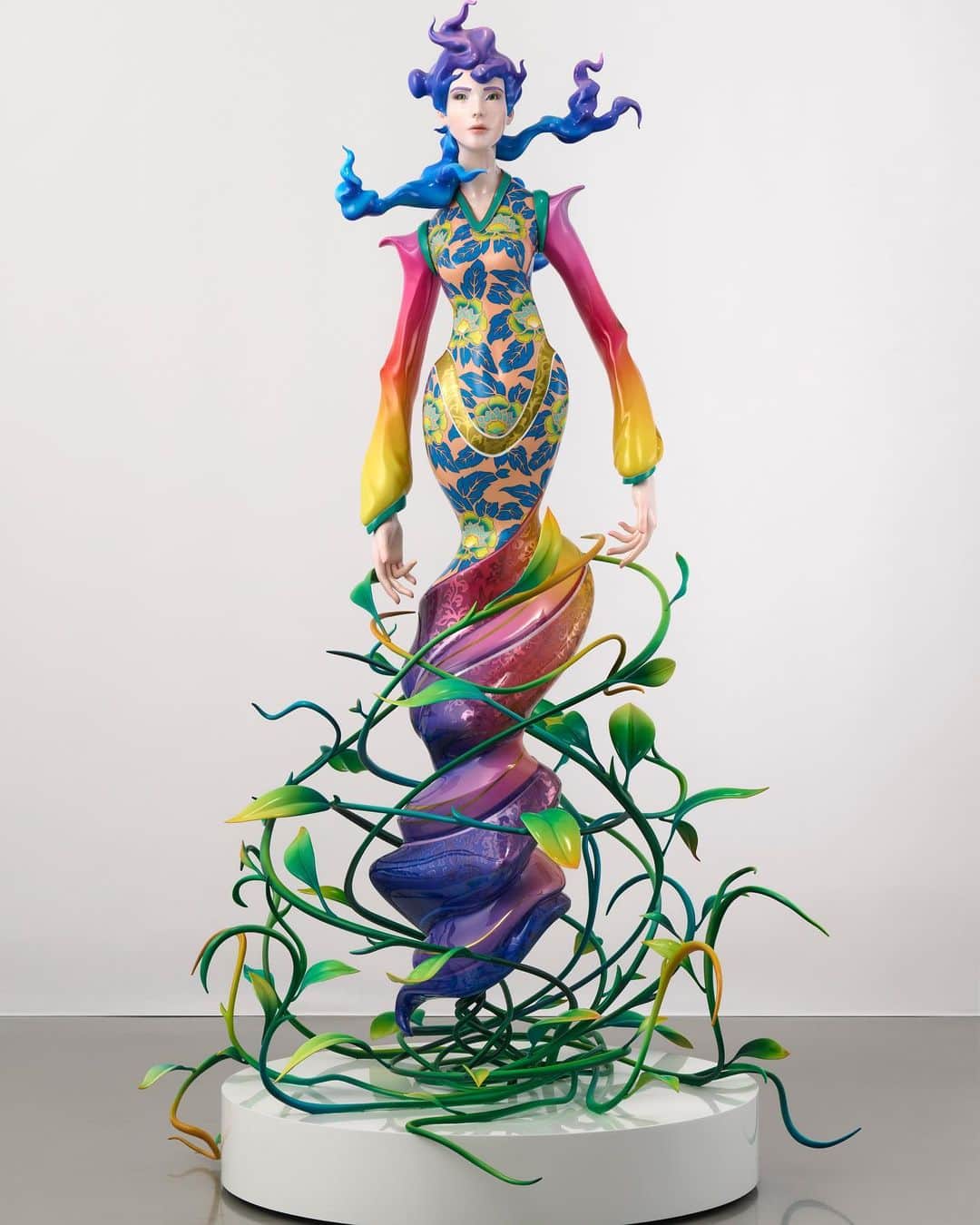 松山智一のインスタグラム：「“Mother Other”,2023 FRP, wood, steel, epoxy, polyurethane and acrylic 196 x 118 x 104 cm  The sculpture is presently exhibited at Almine Rech Gallery in London @alminerech」