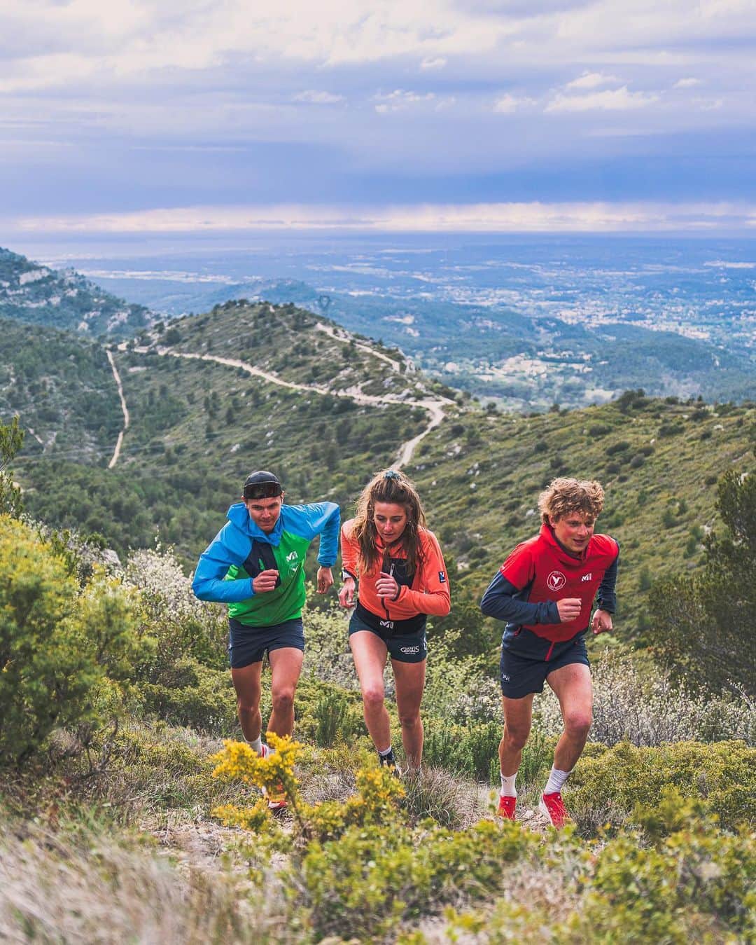 ミレーのインスタグラム：「The @team.sidas_matryx is in the starting blocks for 2023's opening season!   We wish them all the best for the upcoming races!  You'll rock it, guys! 🤘  © @noa_barrau   UP FOR ANYTHING. . . . #MILLET」