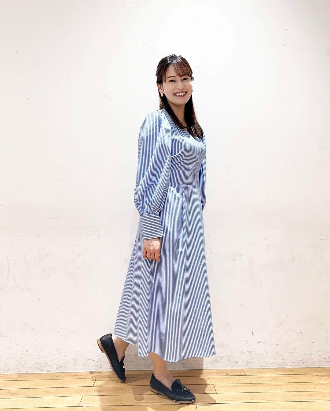 佐竹美希のインスタグラム：「世の中に追いついて、GWは３連休😌☀️  地元が心配で…  残りは穏やかな連休となりますように。  👗 @tocco_closet   #BSよしもと #BS #吉本 #吉本興業 #よしもと #ワシんとこポスト #ニュース #ニュース番組 #news #BSよしもとアナウンサー #アナウンサー #アナウンサー衣装 #アナウンサーコーデ #女子アナ #女子アナコーデ #toccocloset #tocco #トッコクローゼット #ワンピース #ワンピースコーデ #花柄ワンピース #ブラウス #ブラウスコーデ #スカート #スカートコーデ #春服 #夏服 #2023ss #佐竹美希」