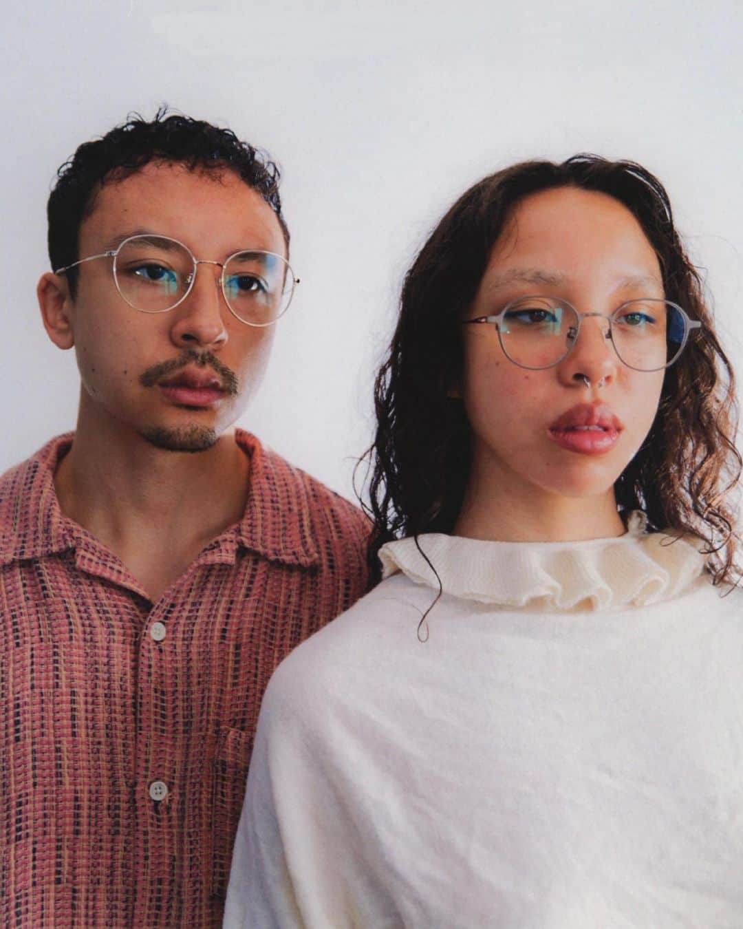 JINSのインスタグラム：「JINS Sabae: Made in Japan frames. New titanium styles now available. Shot by @ramonadai featuring @talyalouie and @tylerkinglouie at their home. Assisted by @shamshawan.」