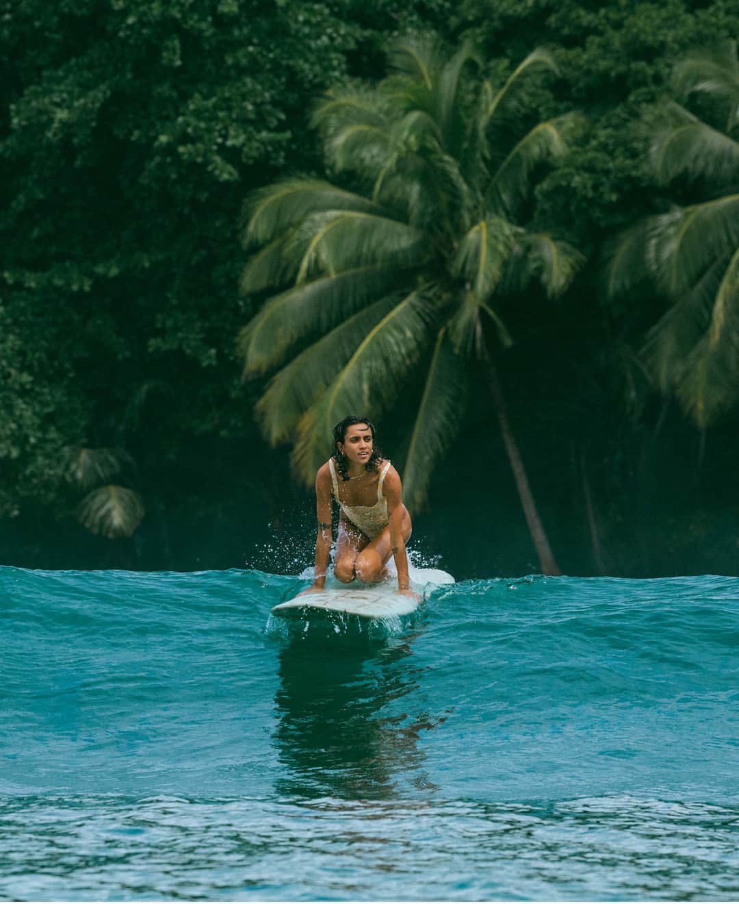BILLABONG WOMENSのインスタグラム：「No worries to be had, only waves to catch and tunes to play. We're Summer Folk and we're here to stay! Summer folk, our newest collection, out now!」