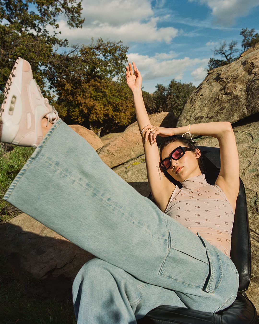 Nordstromのインスタグラム：「Summer in Nordstrom x Nike, feat. @lydianight + @minji. Swipe for the vibe + tap the link in bio to make the new drop yours.​」