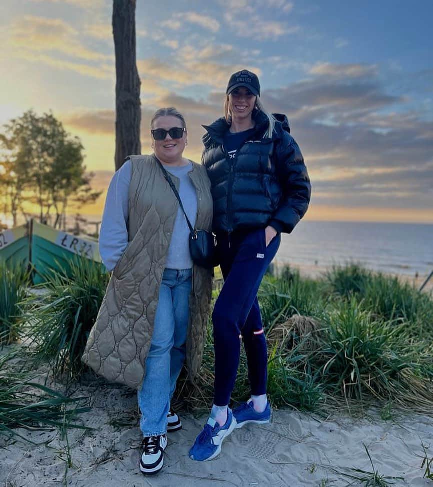 のインスタグラム：「Piękna to była majówka 🥰 With Grażyn😎  #majówka #morze #stegna #spring」