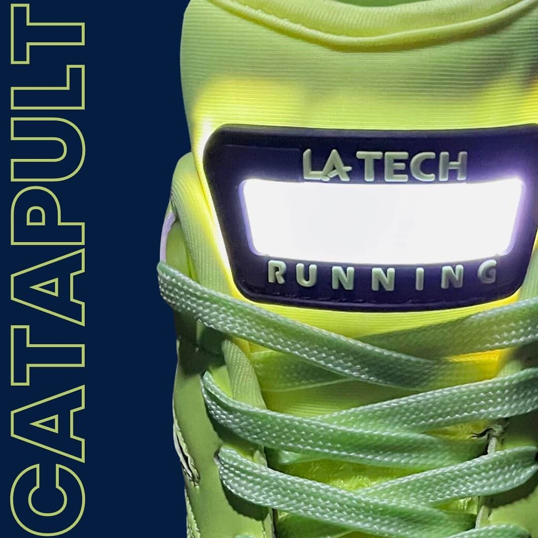 LAギアのインスタグラム：「Shop and SAVE 15% on all Catapult styles • Rechargeable LED tongue with an easy access on/off button • Dual-density comfort • 3D molded heal • Original 80s detailing • Code: CATAPULT15 #LAGear #LAGearStyle #Catapult #Lights #festival #festivalfashion #80s #90s」