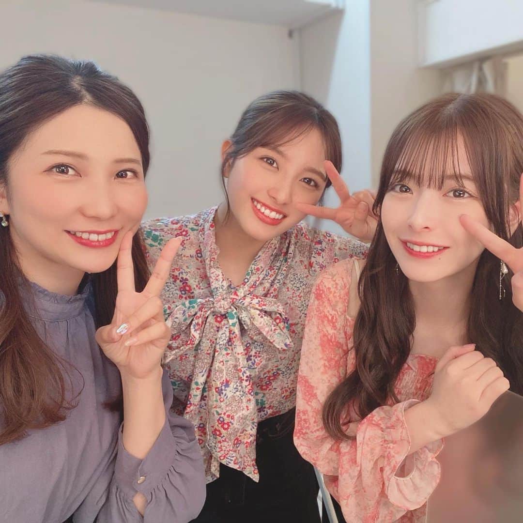 藍澤慶子のインスタグラム：「まだ公演終わって1ヶ月経ってないのに、既に懐かしすぎる写真載せるよーーー♡ななちゃんもはーちゃんも愛おしすぎる、あいたすぎるよー( o̴̶̷᷄ ·̫ o̴̶̷̥᷅ )💓楽しかったなー #けむりの肌に #キ上の空論 #actress #model #japanese #大和田南那 #木村葉月 #かわいすぎ #天使 #大好き #お人形さんすぎ」