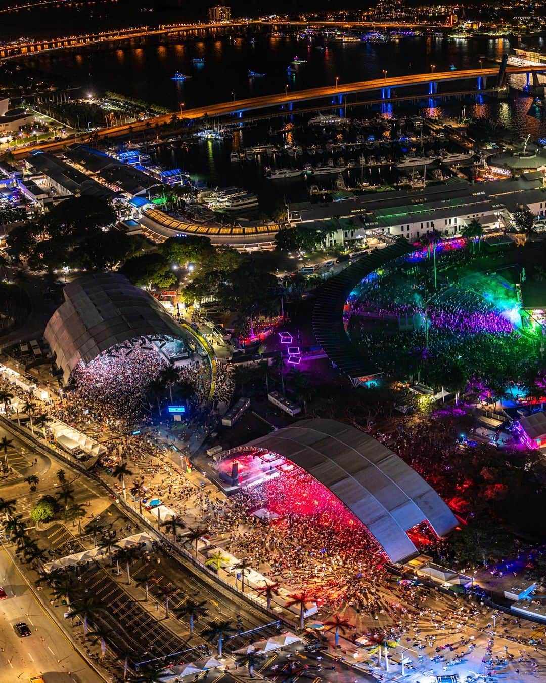 Ultra Music Festivalのインスタグラム：「U can still feel the energy ⚡️  Limited Tickets go on sale May 9th. Join the waitlist now ➡️ ultra.miami/tickets」