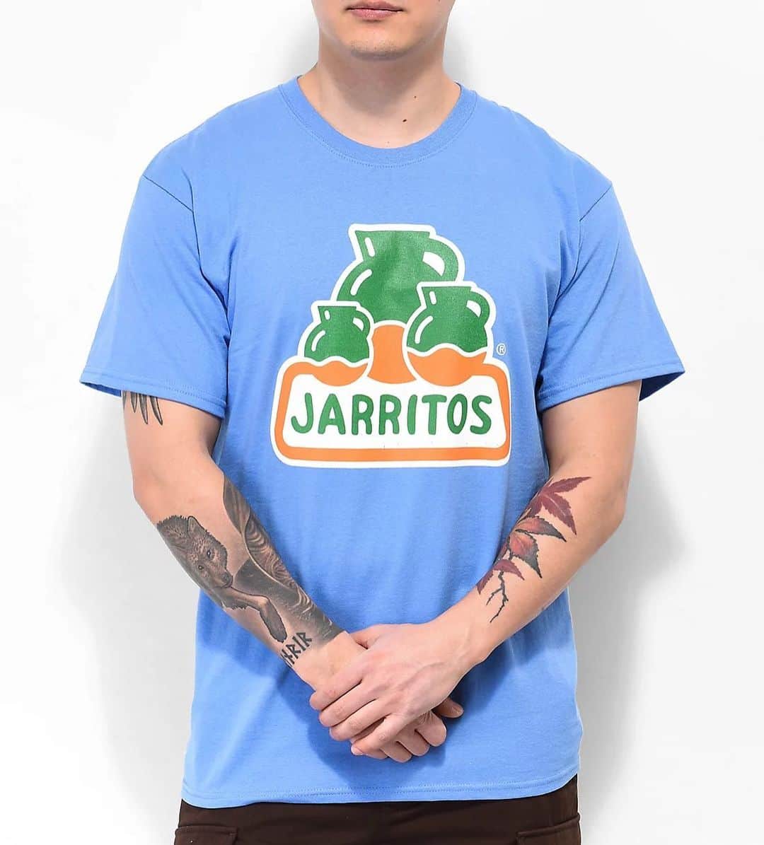 zumiezのインスタグラム：「“No you’re not getting those. We’ve already got Jarritos at home.”」