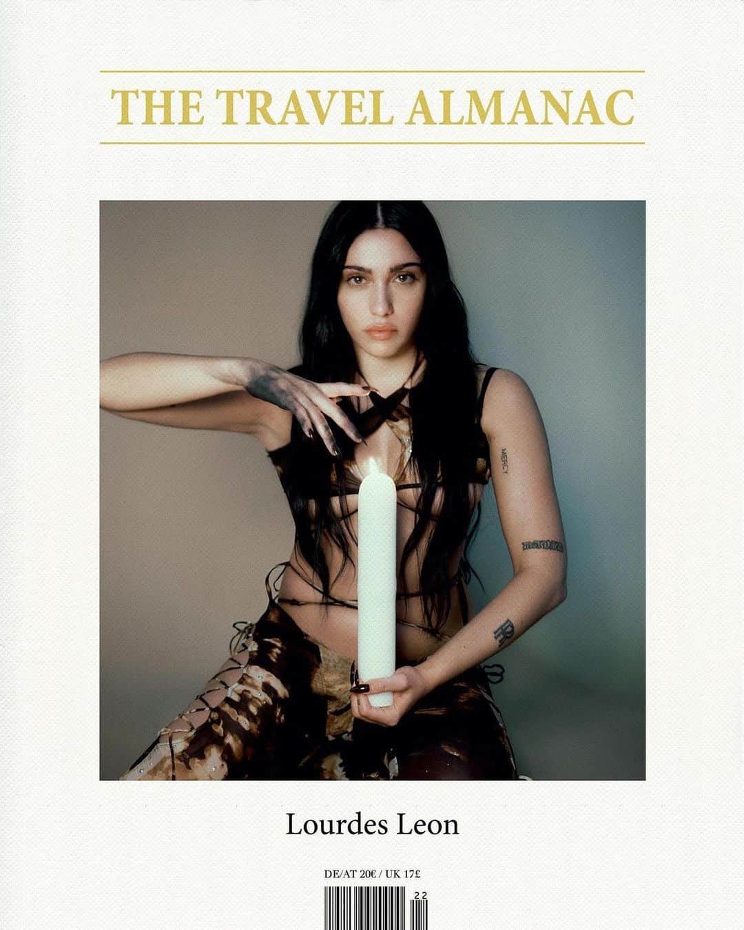 安田直美のインスタグラム：「LOLA 🔥 for The Travel Almanac #TTA22 By Charlotte Wales in conversation with ShyGirl.  Talent: Lourdes Leon @lourdesleon Interview: Shygirl @0800shygirl Photographer: Charlotte Wales @charlottemwales Stylist: Clare Byrne @clare_byrne Hair: Lucas Wilson @lucas.a.wilson Make Up: Jen Myles @jenmyles  nails: @naominailsnyc  Set Design: Lauren Nikrooz @laurennikrooz Casting: Bert Martirosyan @bertmartirosyan  thetravelalmanac #thetravelalmanac #tta22 @gkldprojects @itboygregk @caafashion #lolahol」