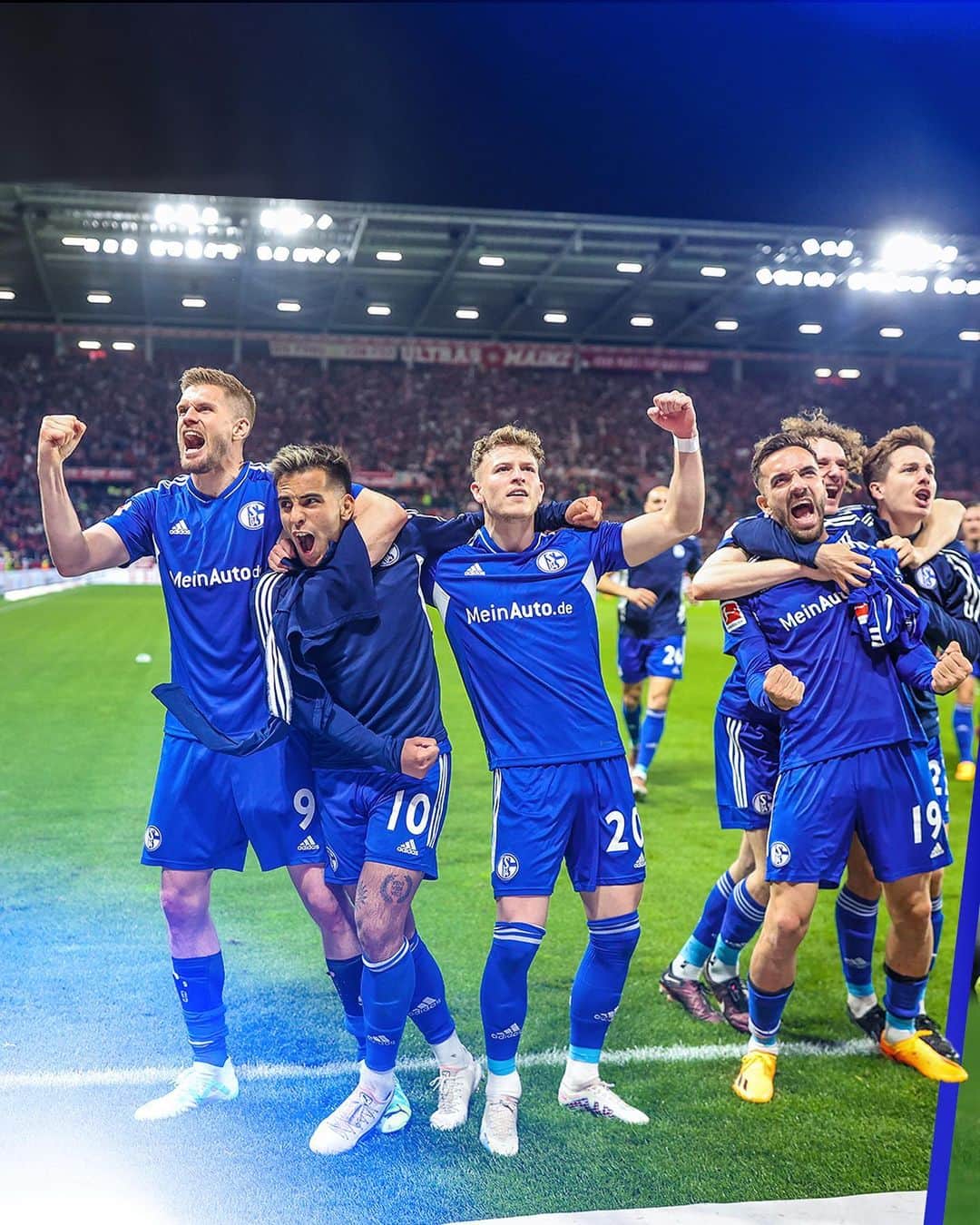 ケナン・カラマンのインスタグラム：「JAAAAAAAAAAA 💪」
