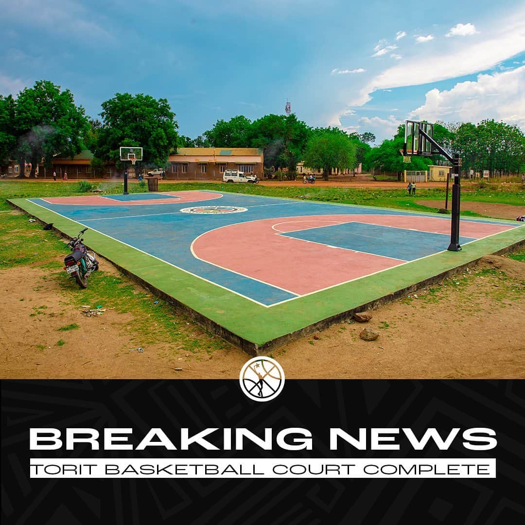 ルオル・デンのインスタグラム：「🦺 New Torit Basketball complete and will be launched in the coming weeks! Link in bio for full story @ssbfed」