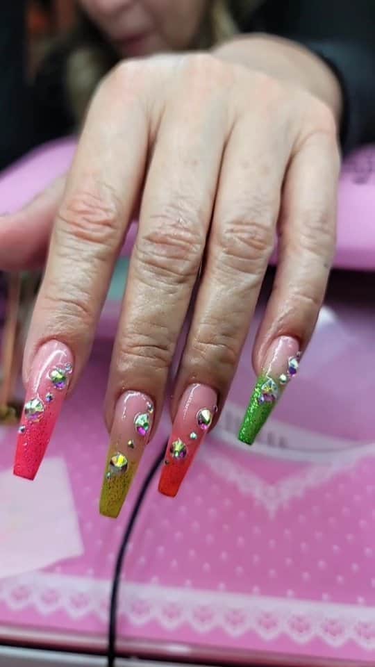Max Estradaのインスタグラム：「Enailcouture.com sale for the month of May!  Enailcouture.com new hologram power gel,  unicorn chrome pigments magic gel☆ one coat over any color for a dazzling effect♡ Enailcouture.com new 123go bubble gum gel,  solid glue gel♡ vegan and Hypoallergenic.  Made in America 🇺🇸The moment so many have been waiting for is finally here! Enailcouture.com 123go maximum square is the longest flat boxy square pre made full coverage gel nail in the game. We also dropped xs sculpture square and magical ice hologram stickers☆Enailcouture.com 123go 5XL Coffin nails are the longest full coverage pre made gel nails in the world. They are EVERYTHING, made in America.Enailcouture.com new product drop ♡!~ 123go diy gel and our new charm nail stickers 😍Enailcouture.com made in American ♡!~Enailcouture.com 123go pre made gel nails are the game changer !~ perfect nails every time with no smells or dust!~ long lasting and easy removal , made in America! Enailcouture.com  #ネイル #nailpolish #nailswag #nailaddict #nailfashion #nailartheaven #nails2inspire #nailsofinstagram #instanails #naillife #nailporn #gelnails #gelpolish #stilettonails #nailaddict #nail #💅🏻 #nailtech#nailsonfleek #nailartwow #네일아트 #nails #nailart #notd #makeup #젤네일  #glamnails #nailcolor  #nailsalon #nailsdid #nailsoftheday Enailcouture.com」