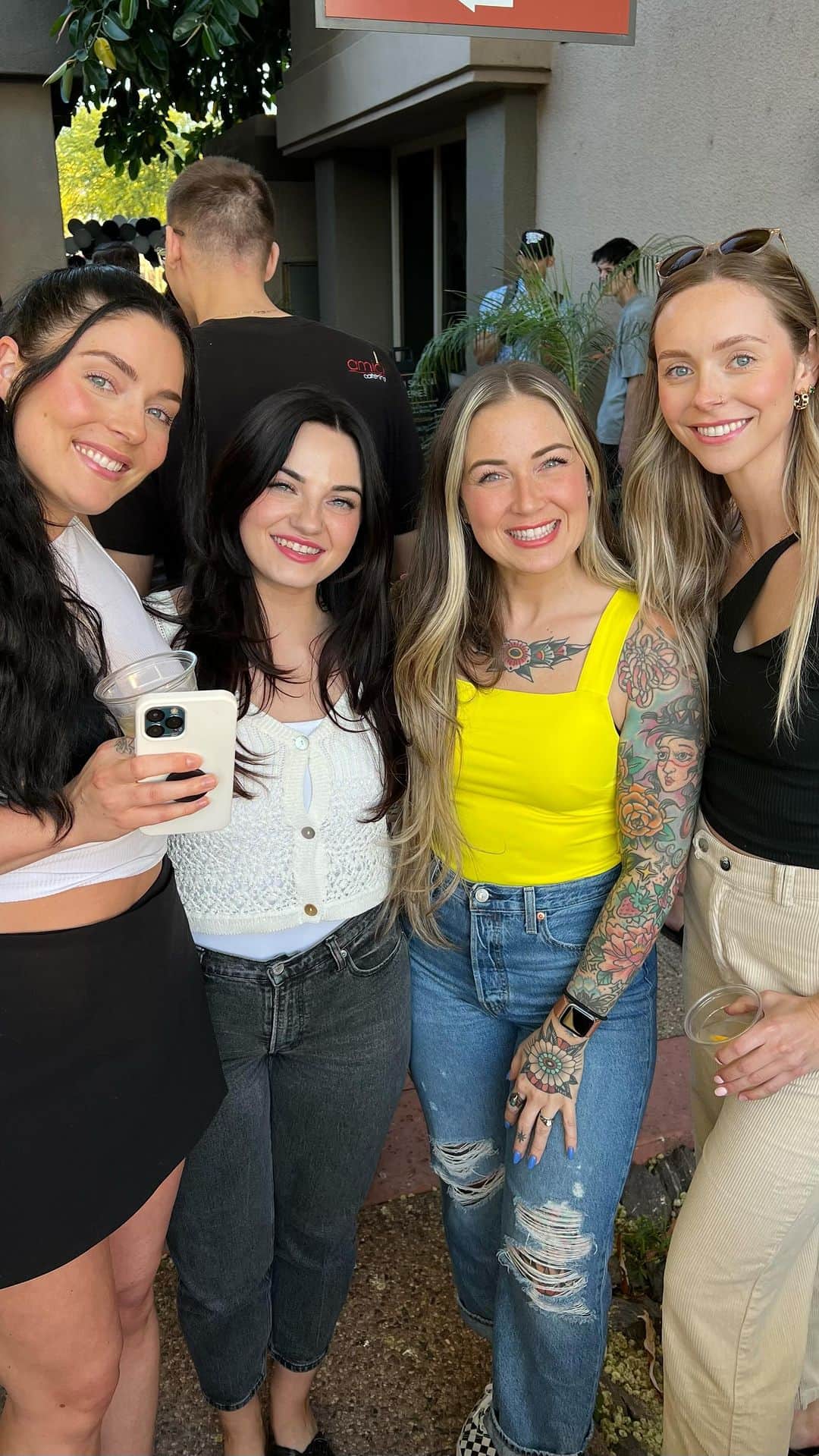 Haley Wightのインスタグラム：「It’s been an amazing week of work and play for @daelascottsdale ✨ We had @linalutattoo and @jessotten down from Portland to visit, and we had all of our artists in for their official first week. Haley and I get emotional thinking about how far we’ve come and we are so grateful for our amazing team. We have a HUGE update coming next week. We’ve had to swerve at a few points in getting here and we know we haven’t kept everyone in the loop, but we finally can share it all with you in a few days. It’s all very excited, stay tuned!」