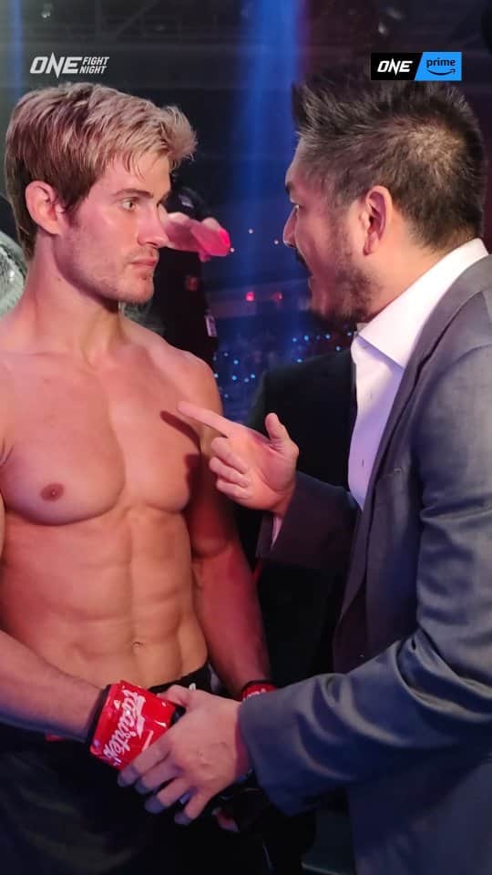 セージ・ノースカットのインスタグラム：「Chatri Sityodtong congratulates Sage Northcutt on his triumphant return! 👏 @yodchatri @supersagenorthcutt⁠ ⁠ Tune in to Prime Video NOW to catch the rest of ONE Fight Night 10! ⁠ ⁠ LIVE NOW | #ONEFightNight10⁠ 🇺🇸🇨🇦 WATCH LIVE on Prime 👉 Link in bio⁠ 🌍 Live TV broadcast in 170+ countries (check local listings)⁠ 🌍 Also available on ONE YouTube and ONE Facebook (geo-restrictions may apply)⁠ 🌍 Also available on Watch.ONEFC.com (geo-restrictions may apply)」