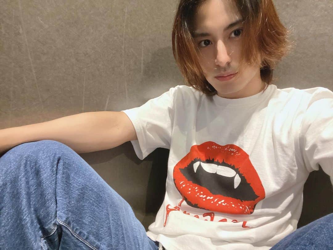 武子直輝のインスタグラム：「おはよーきょうもがんばろー  #武子直輝  #HYSTERICGLOMOUR」