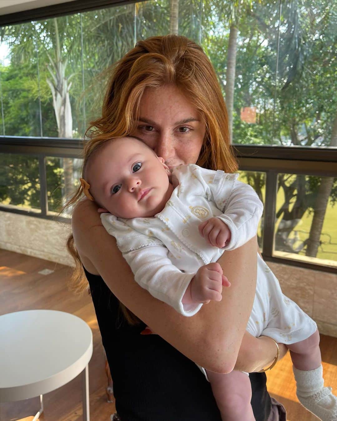 マリ・マリアのインスタグラム：「Dindoca dindoca me dá uma beijoca 🥰💕 minha luly Maria @belammaria」