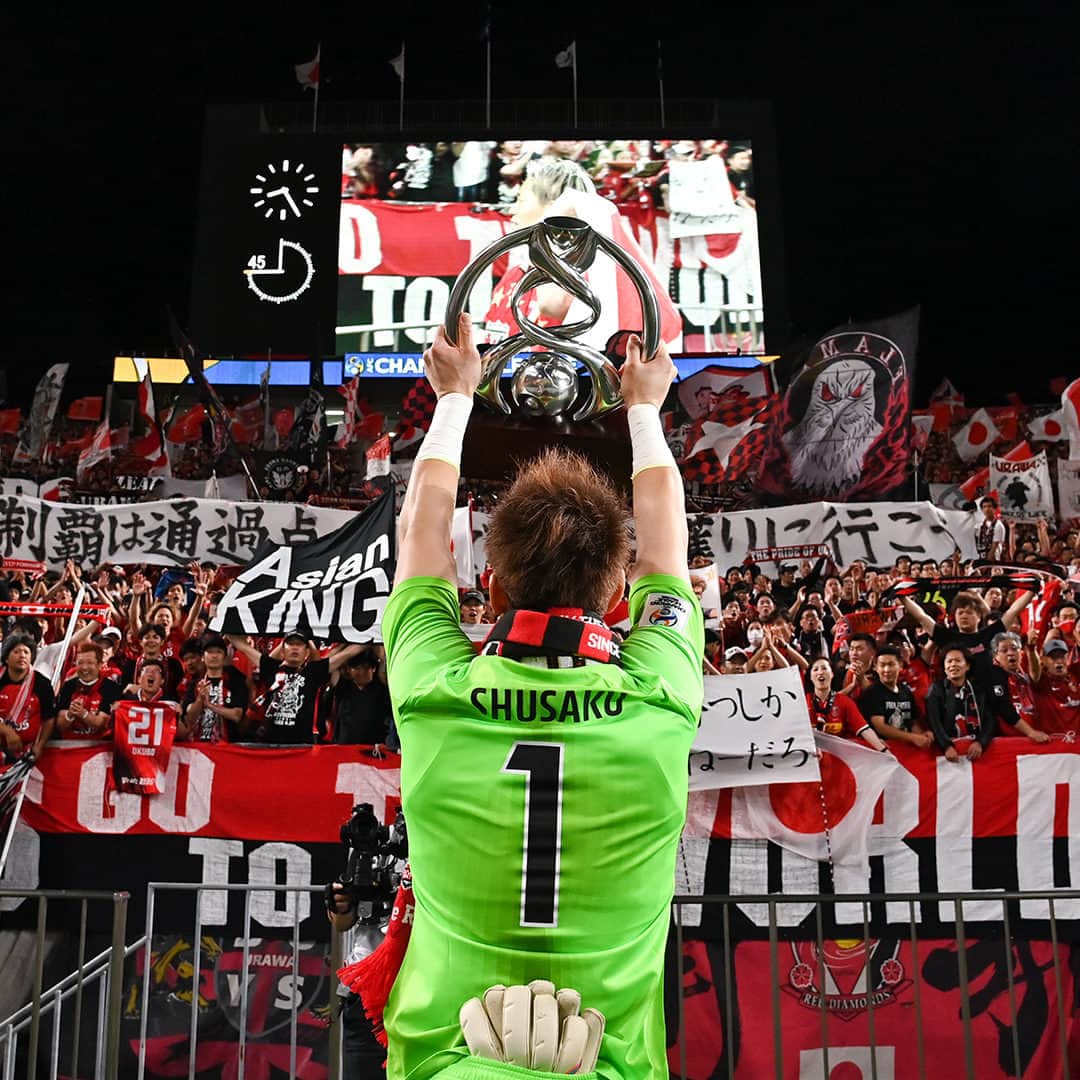 GQ JAPANさんのインスタグラム写真 - (GQ JAPANInstagram)「浦和レッズ、ACL 優勝！ 大会最多の3度目のアジア王者に。 おめでとうございます！  #浦和レッズ #浦和レッドダイヤモンズ #urawareds #UrawaRedDiamonds #afcチャンピオンズリーグ #ACL #acl決勝 #サッカー #soccer #football #⚽️」5月6日 23時06分 - gqjapan