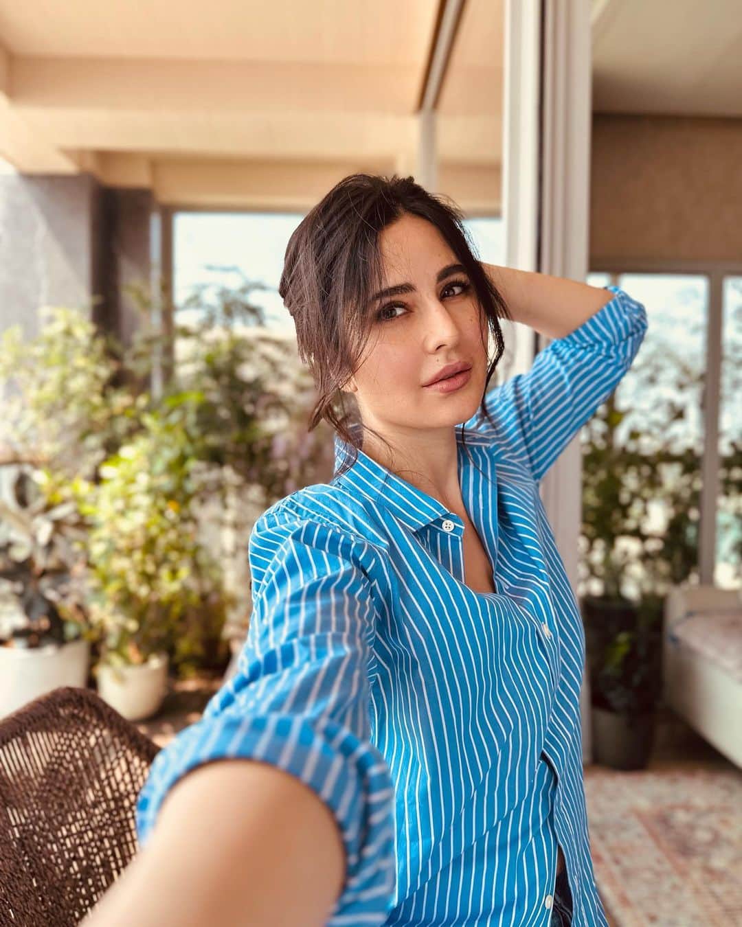 カトリーナ・カイフのインスタグラム：「Summer Blues 💙🎶」