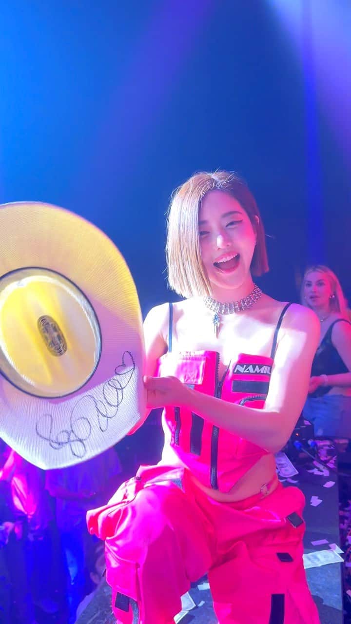 Dj Sodaのインスタグラム：「#Dallas ,the first city of my 4th US tour!!💓This was the first time I’ve visited Dallas. I wasn‘t really expecting at all but, all of you gave me a lot of love and energies to me. I was super happy last night! Thank you so much and love you all! Hope to see you again🇺🇸❤️‍🔥😘」