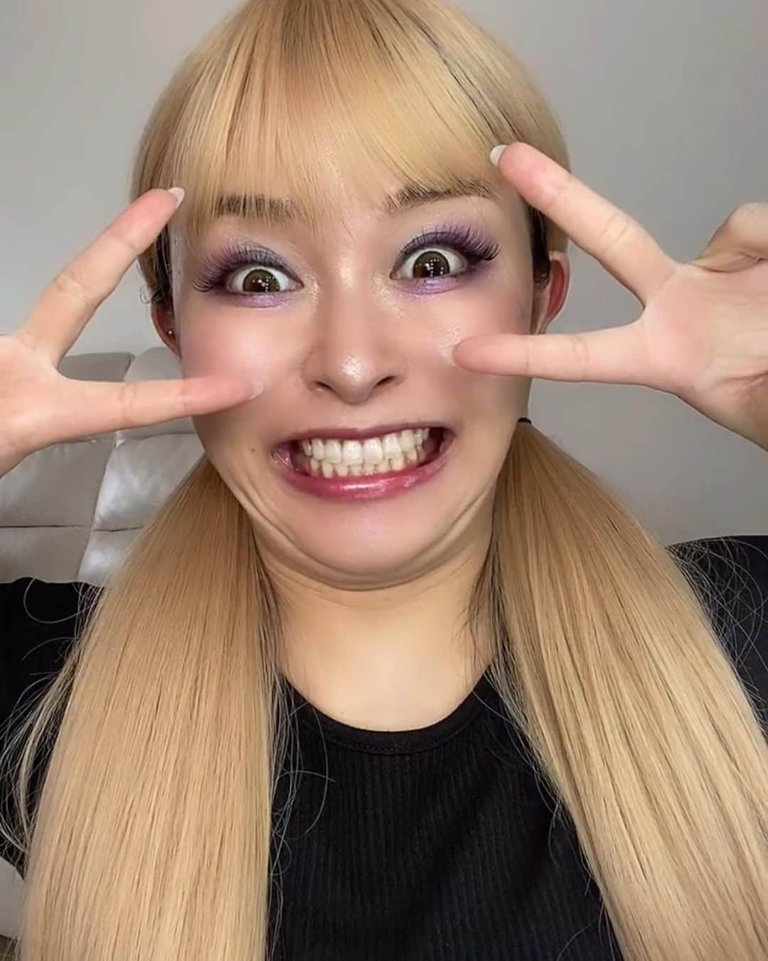 歩乃華（ほのらん）さんのインスタグラム写真 - (歩乃華（ほのらん）Instagram)「金髪💛 TikTokライブのスクショ💛 みんなありがとう💛 最高同時閲覧更新と300人フォローありがとう💛 #ギャルメイク #ギャル」5月6日 16時41分 - honoka7000