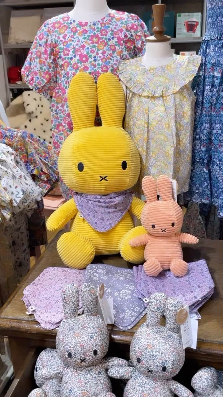 のインスタグラム：「The @theofficialbibs x Liberty collection: the new parents’ best friend. Find the collection in store on the third floor​ ​ #BIBSxLiberty #LibertyPrint #AGiftLessOrdinary ​」