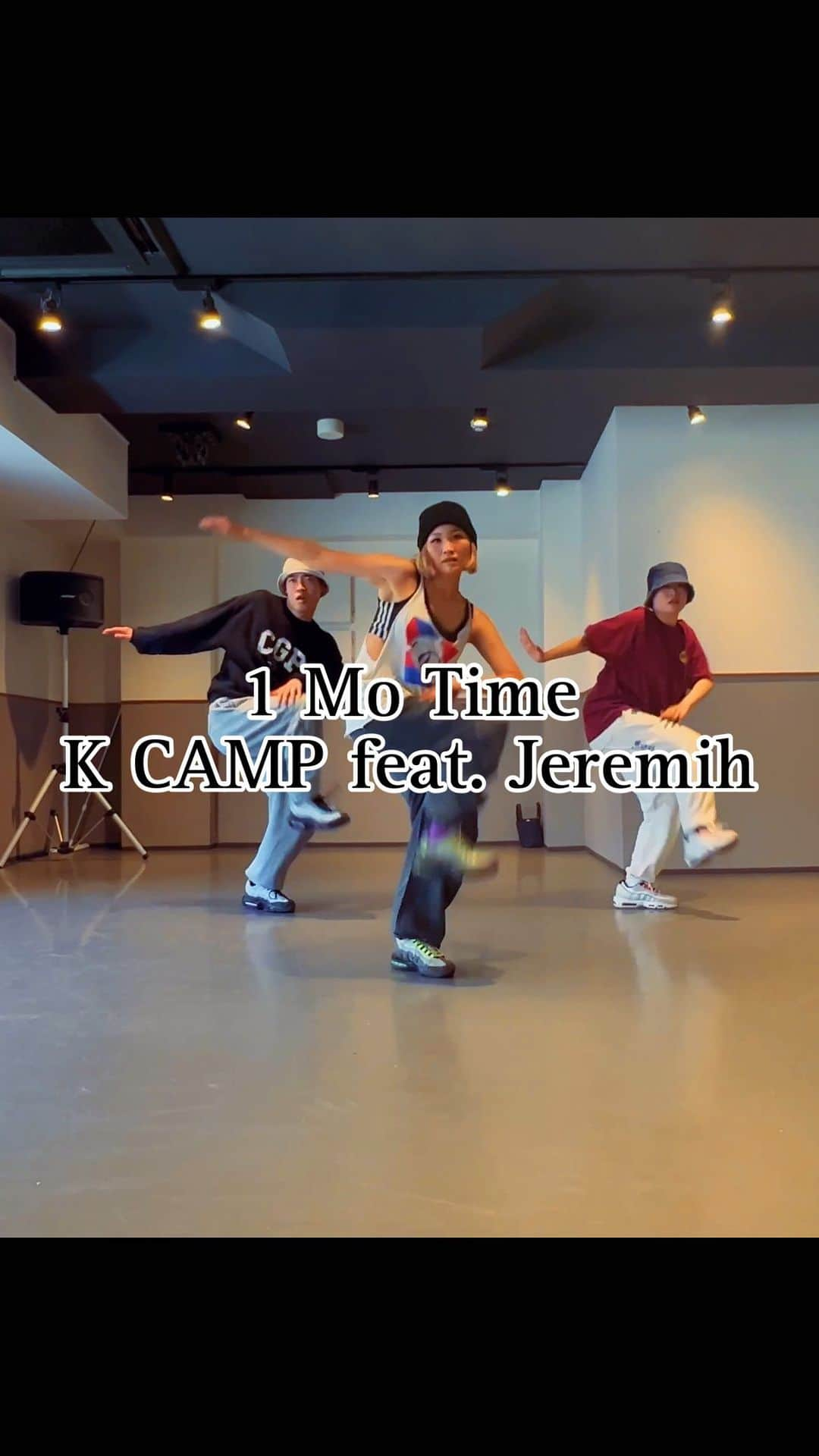 HARUKA MUTOのインスタグラム：「1 Mo Time @kcamp @jeremih 👑  @noadance_ebisu 🩵  Choreography by @haruka_muto 🧠 dance wiz @kamikamirio @takato_yamazaki ✨  過去コレオだけど、何度もリピートしちゃう 大好きな曲で。  GWにも関わらず沢山受けに来てくれてありがとう♡ 皆から良いエネルギー貰って幸せだ!!!!🌈  #1motime #kcamp #jeremih #dance #harukamuto #610choreo #noadanceacademy」