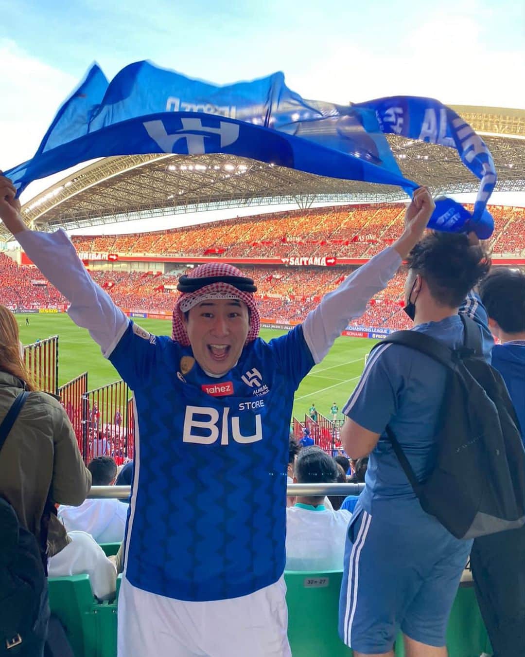鷹鳥屋明のインスタグラム：「يا هلال فوز ! يارب الهلال يفوز !  🌙💙 #الهلال」