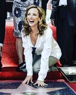 マーリー・マトリンのインスタグラム：「14 years ago today I was so honored to become part of the legendary #hollywoodwalkoffame. Proud to be in front of a Hollywood icon @mussoandfrankgrill !」