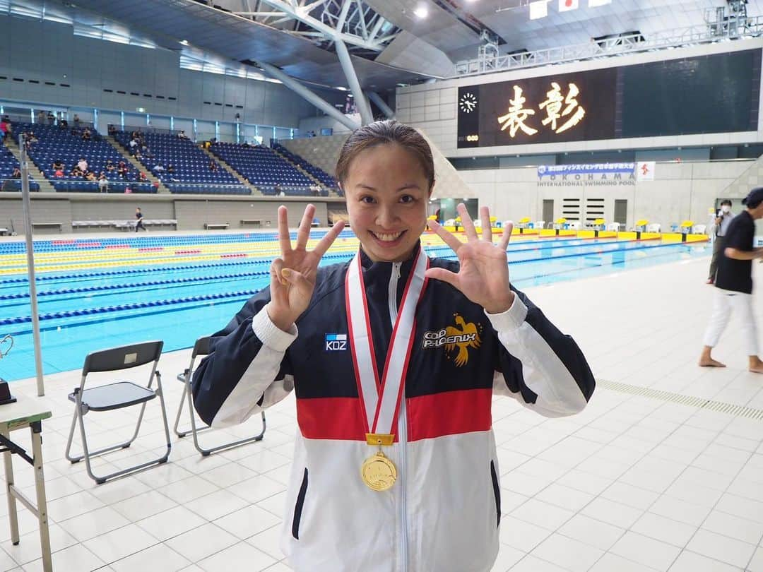 松田志保のインスタグラム：「＊ フィンスイミング日本選手権🧜🏻‍♀️🇯🇵  50ビーフィン 50アプニア 4×100サーフィスリレー 以上の種目でアジア選手権の日本代表に内定しました💪🏻✨ 出場種目の調整等はこれからですが、とりあえず。  50.100ビーフィンは2冠8連覇👑 これ以上は数えるのやめます。 末広がりの8ということで。笑  わたしに付きっきりで ケア&カメラマン&マネージャー ぜーんぶ完璧にやってくれた亮馬さんがいなければ、この結果はなかった。 ほんまに感謝してます🙇🏼‍♀️ 19歳のときからわたしの面倒見させられてて…なんていい先輩🥺笑 @athletetrainer_ryoma 💙  そしてそして タフなスケジュールを気遣って配慮してくれる連盟のみなさま、毎年毎年ほんまありがとうございます🙇🏼‍♀️ 優しさに助けられてます🥲💗  母、叔父、お客さん、チームメイト、友達。 みんな応援してくれてありがとう❤️ もうすぐ32歳でも頑張れるのはみんなのおかげです！ まだまだよろしく😤👍🏻  載せたい写真がたくさんあるので、また更新します。 お付き合いよろしく。笑」